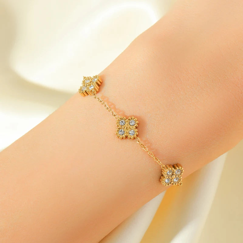 Pack bracelet boucle d’oreilles collier NiaKaly✨