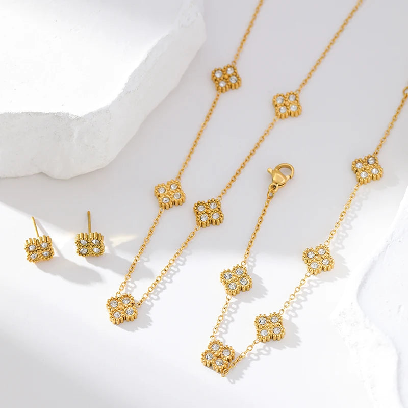 Pack bracelet boucle d’oreilles collier NiaKaly✨