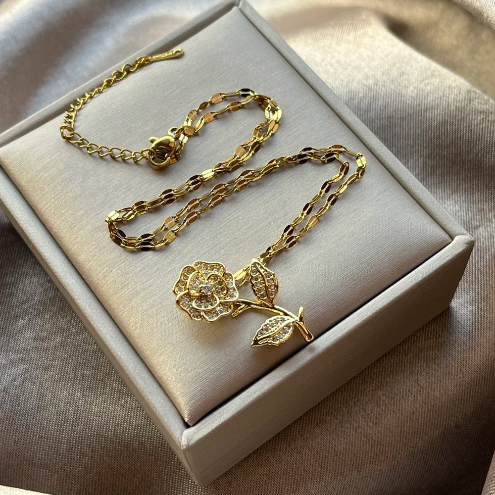 Collier Stainless